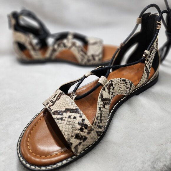 *New Low Price!* Crown Vintage Paysley Gladiator Sandals - Picture 10 of 13